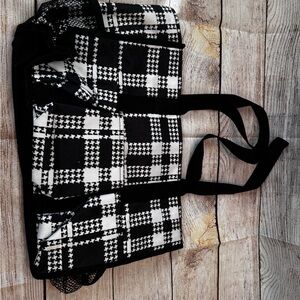 Thirty-One Black and White Tote with Classic Plaid Design